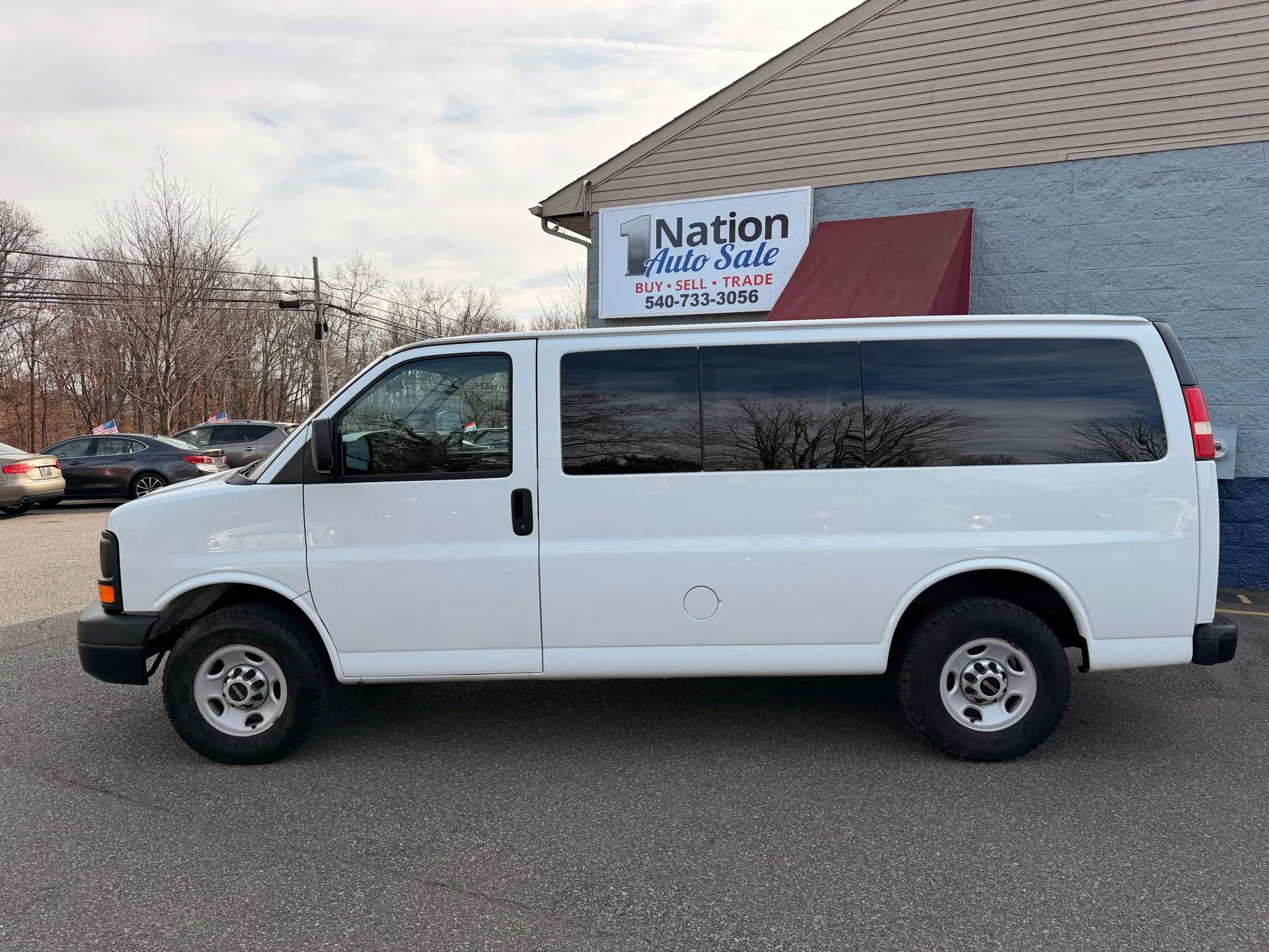 Used 2012 GMC Savana 2500 LS w/ Power Package image 3