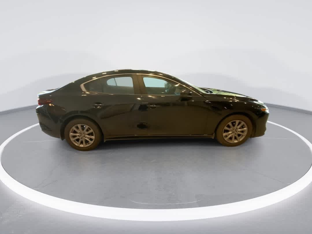 Used 2020 MAZDA MAZDA3 Sedan w/ Select Package FWD image 9