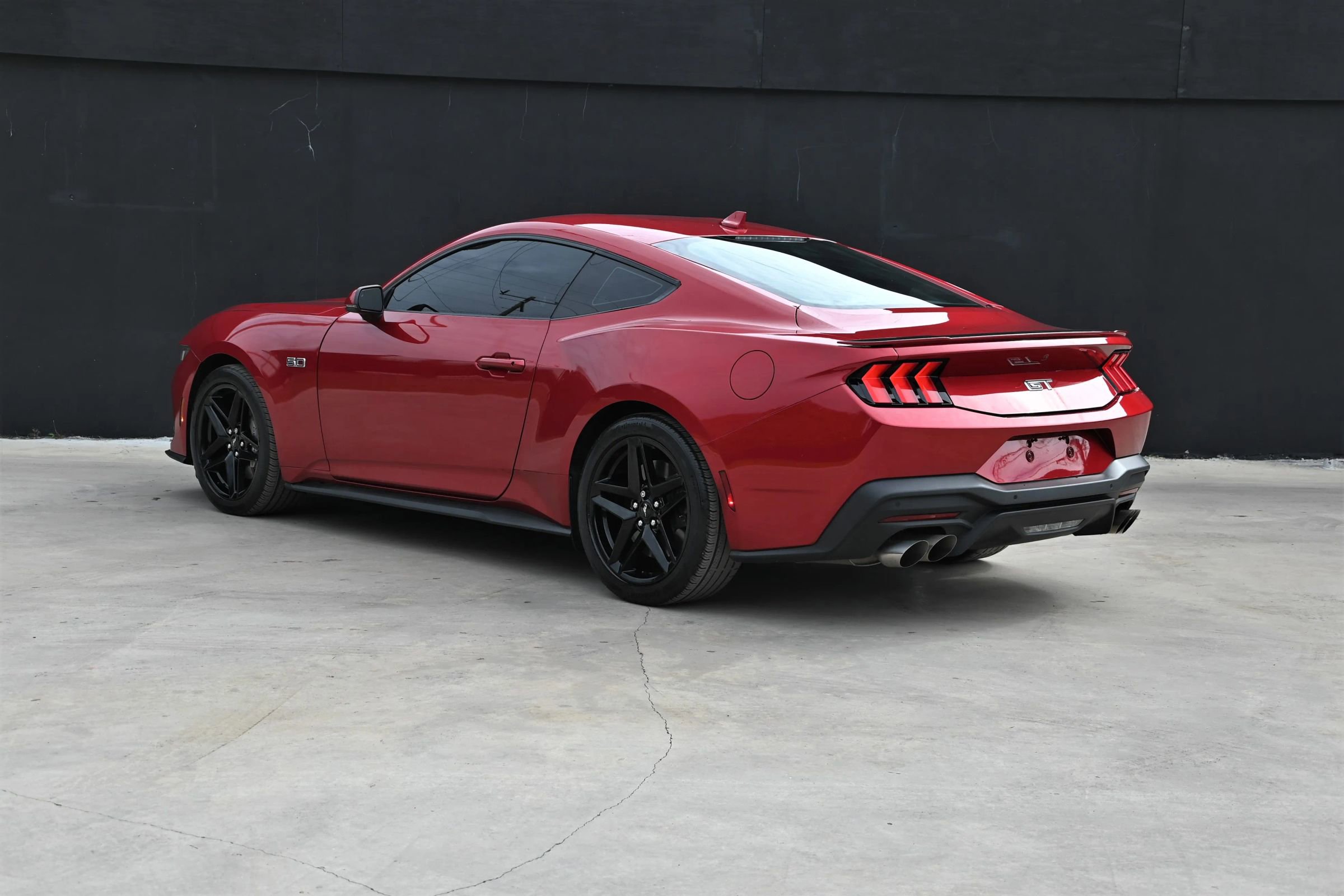 Used 2024 Ford Mustang GT Premium image 5