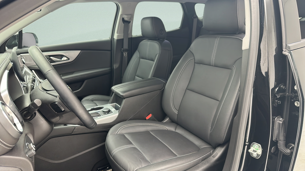 Used 2024 Chevrolet Blazer LT AWD/4WD image 14