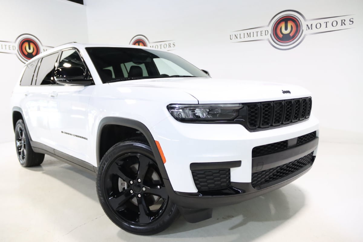 Used 2023 Jeep Grand Cherokee L Laredo AWD/4WD image 8