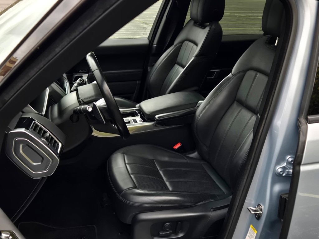 Used 2022 Land Rover Range Rover Sport HSE Silver Edition image 5