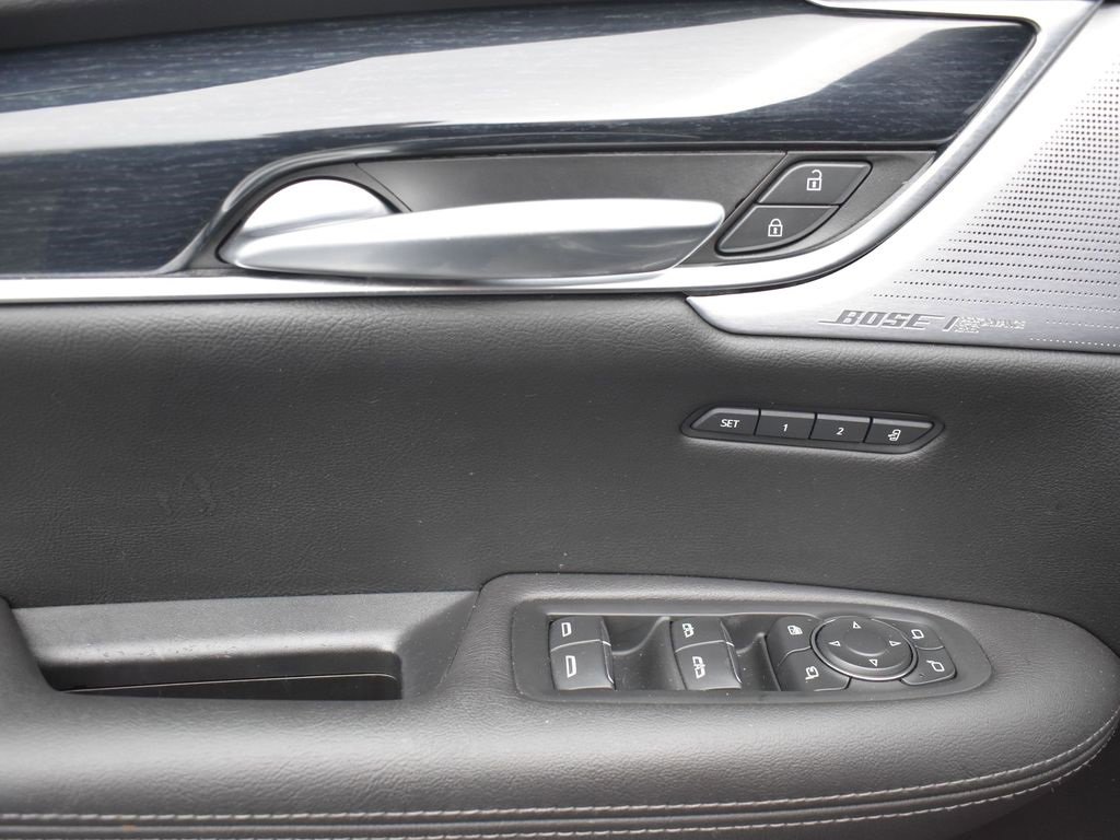 Certified 2024 Cadillac XT5 Premium Luxury w/ Technology Package image 10