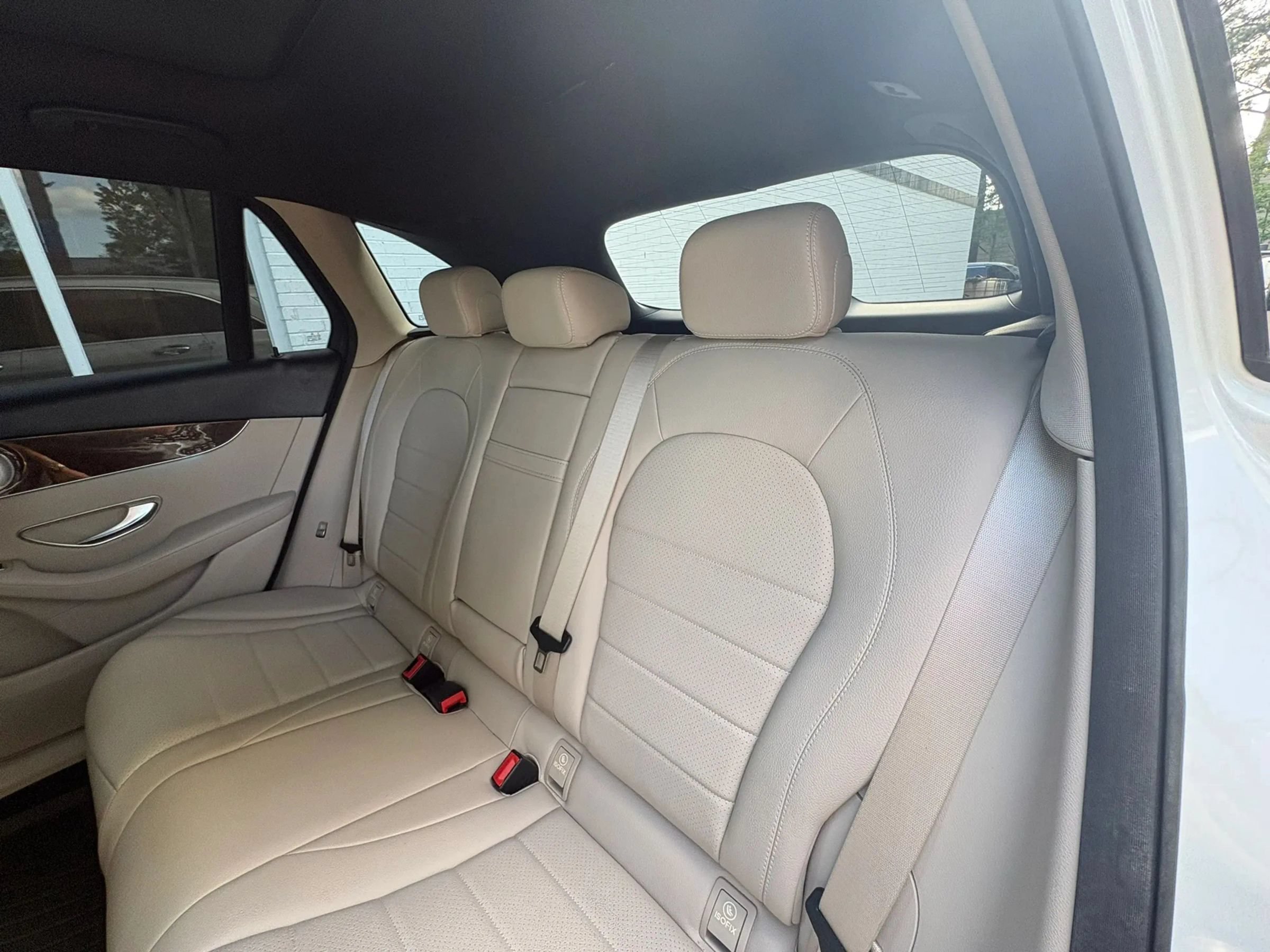 Used 2018 Mercedes-Benz GLC 300 4MATIC image 21