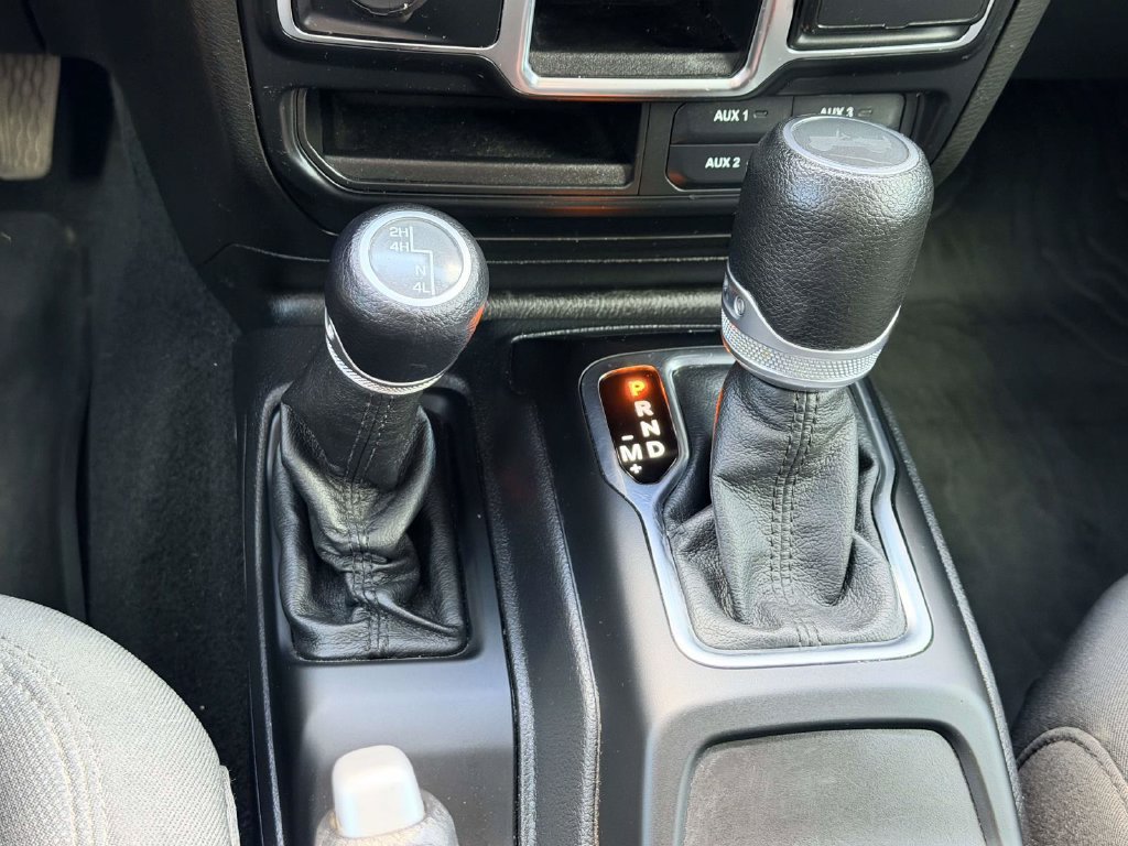 Used 2022 Jeep Wrangler Unlimited Sport AWD/4WD image 20