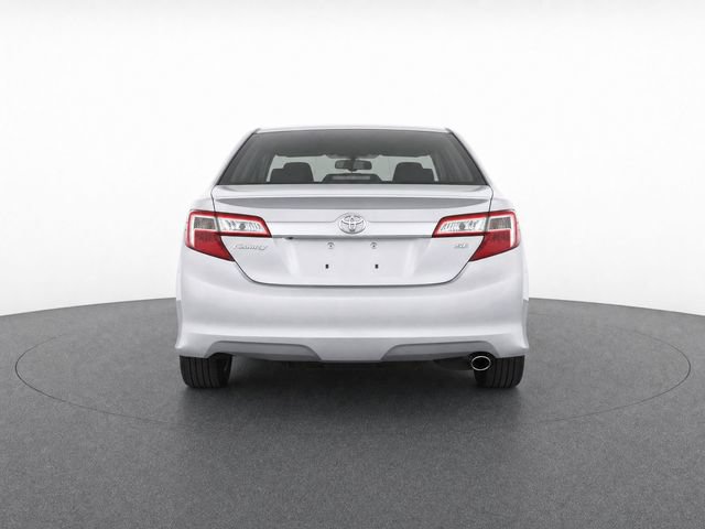 Used 2013 Toyota Camry SE FWD image 3