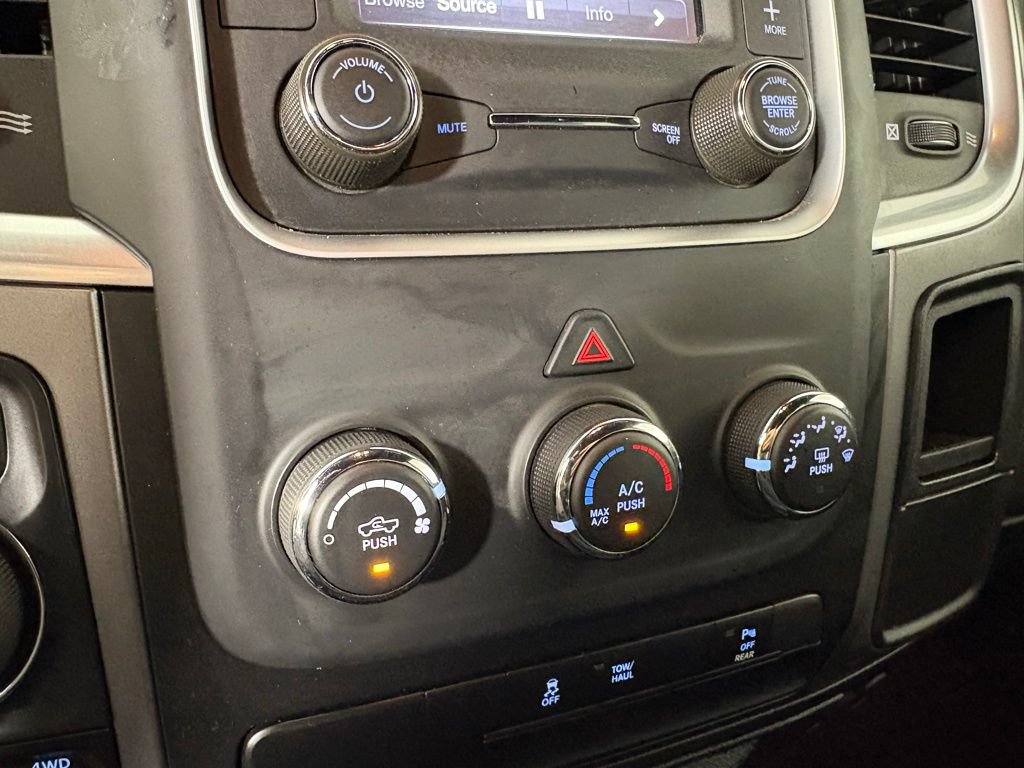 Used 2024 RAM 1500 Warlock AWD/4WD image 30