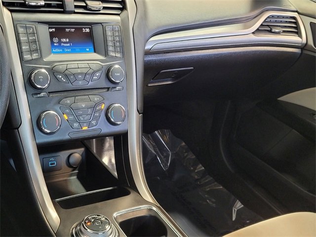 Used 2018 Ford Fusion S image 28