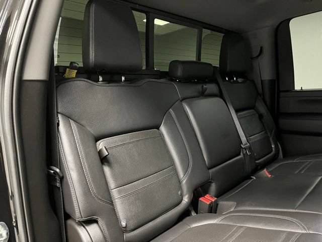 Used 2022 GMC Sierra 3500 Denali w/ Denali Ultimate Package AWD/4WD image 54