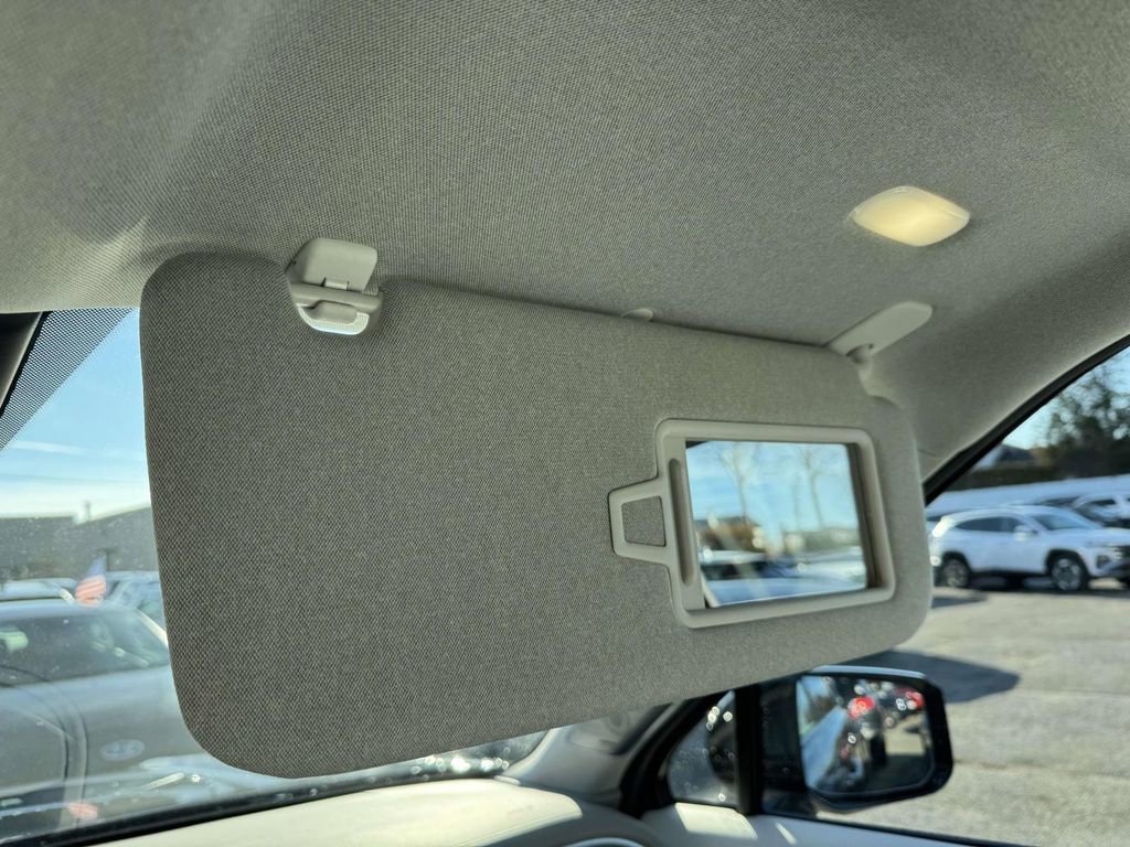 Used 2026 Hyundai Palisade Limited image 33