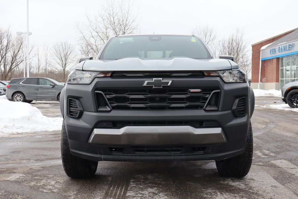 Used 2024 Chevrolet Colorado Trail Boss w/ Technology Package image 5