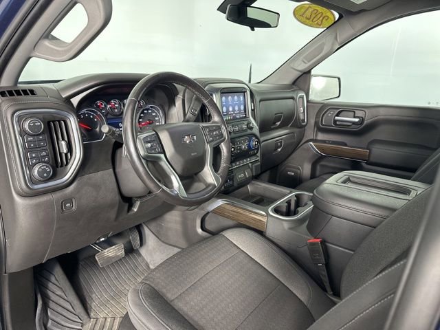Used 2021 Chevrolet Silverado 1500 LT Trail Boss w/ Convenience Package II AWD/4WD image 12