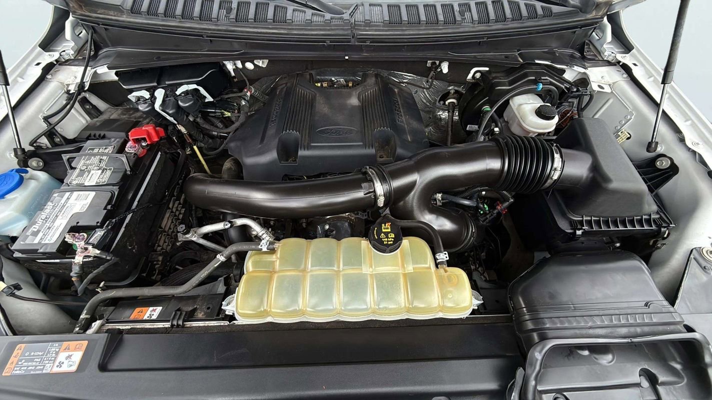 Used 2020 Ford Expedition Max Limited image 24