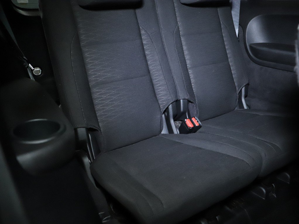Used 2020 Dodge Durango SXT AWD/4WD image 32