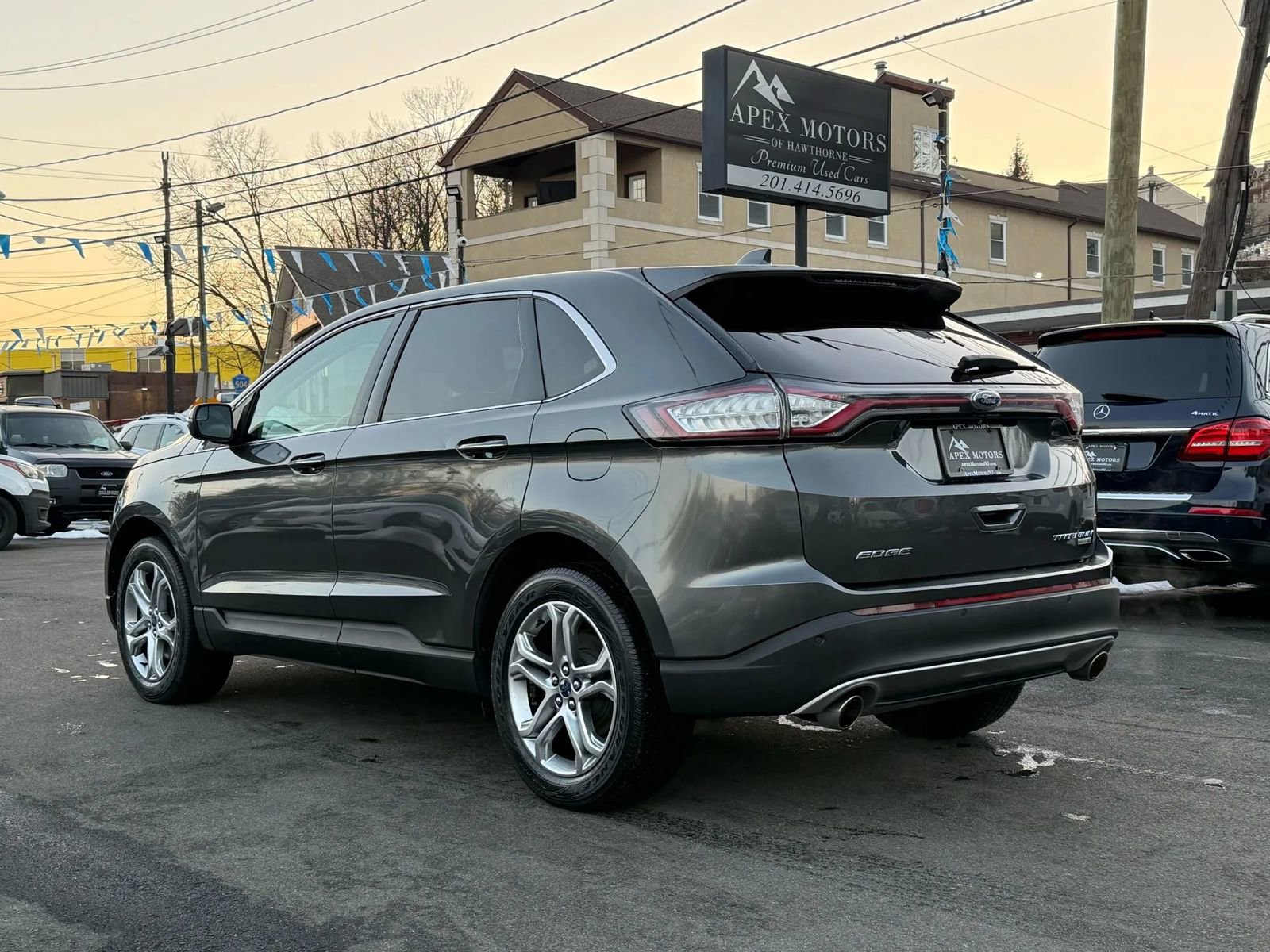 Used 2015 Ford Edge Titanium image 5