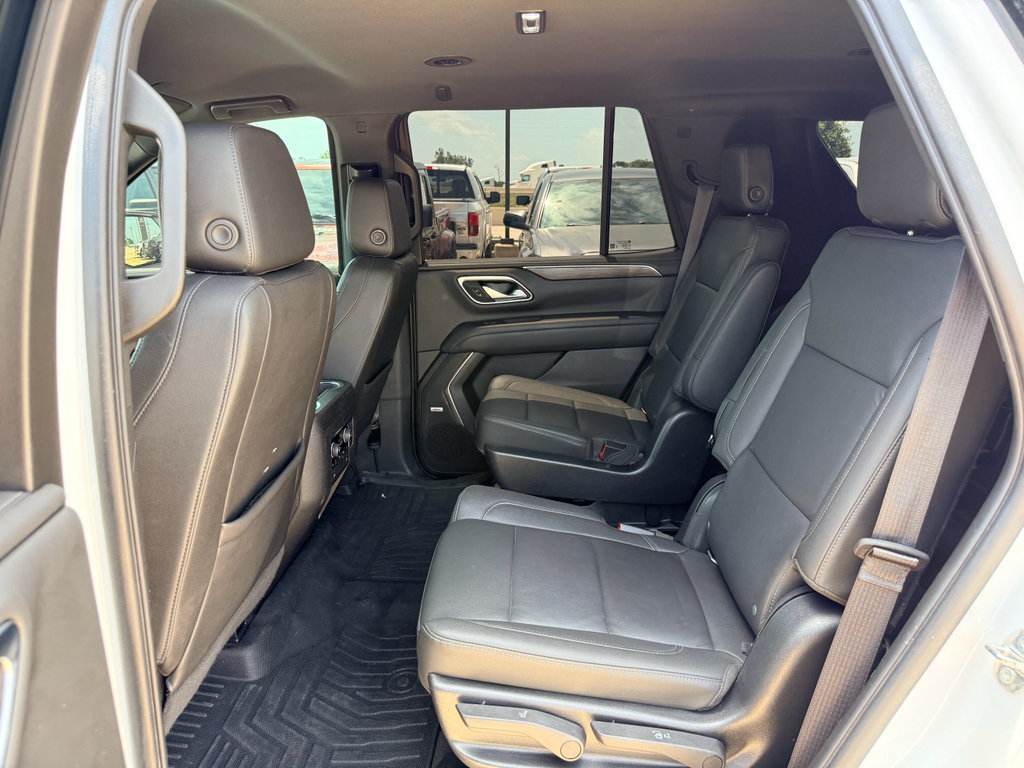 Used 2022 Chevrolet Tahoe Z71 w/ Z71 Off-Road Package AWD/4WD image 27