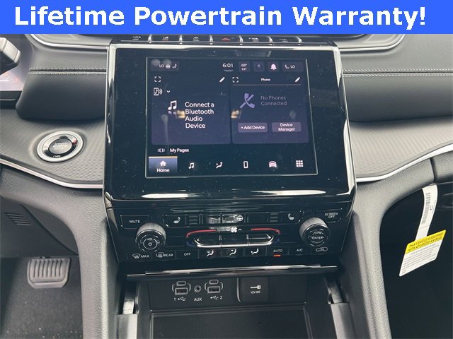 New 2025 Jeep Grand Cherokee Altitude image 21