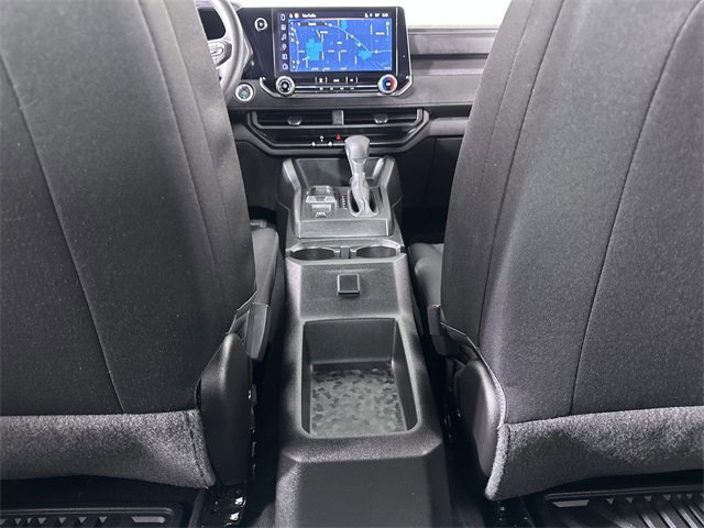 Used 2024 Chevrolet Colorado W/T image 22