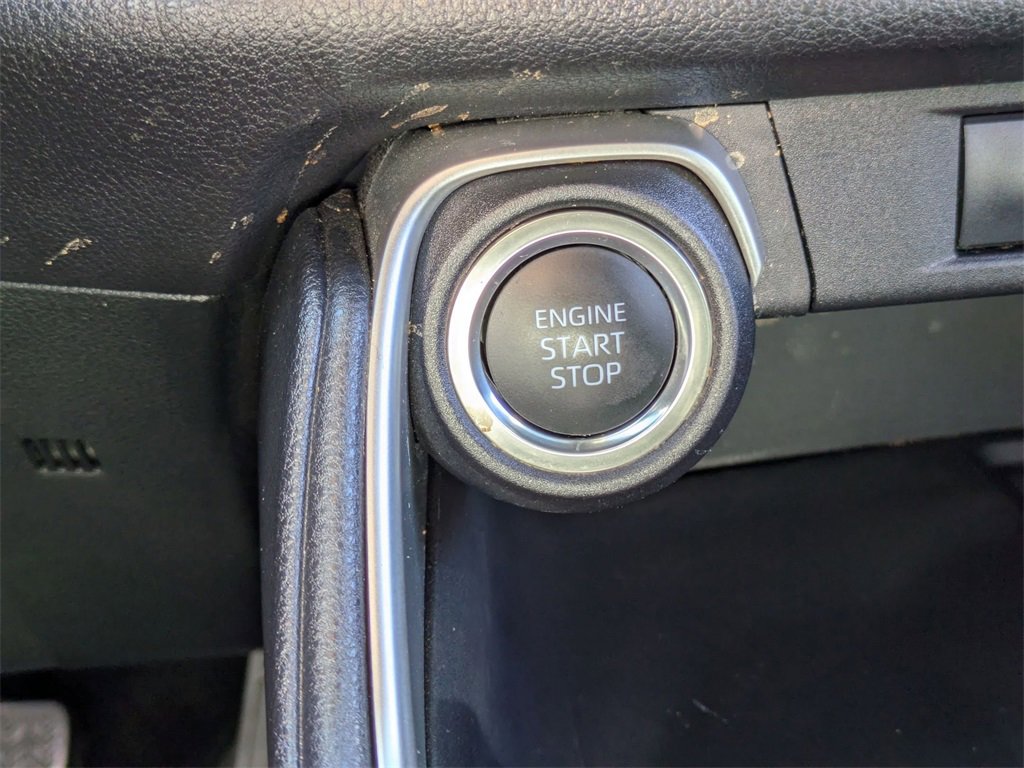 Used 2025 Toyota Grand Highlander AWD image 24