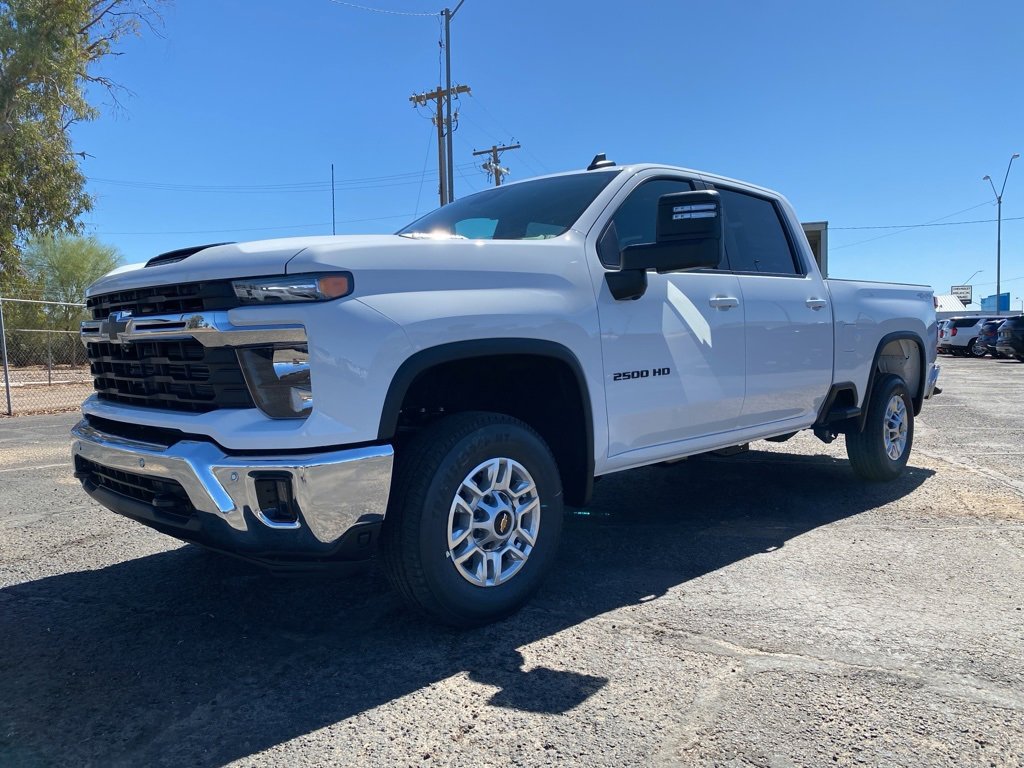 New 2026 Chevrolet Silverado 2500 LT image 2