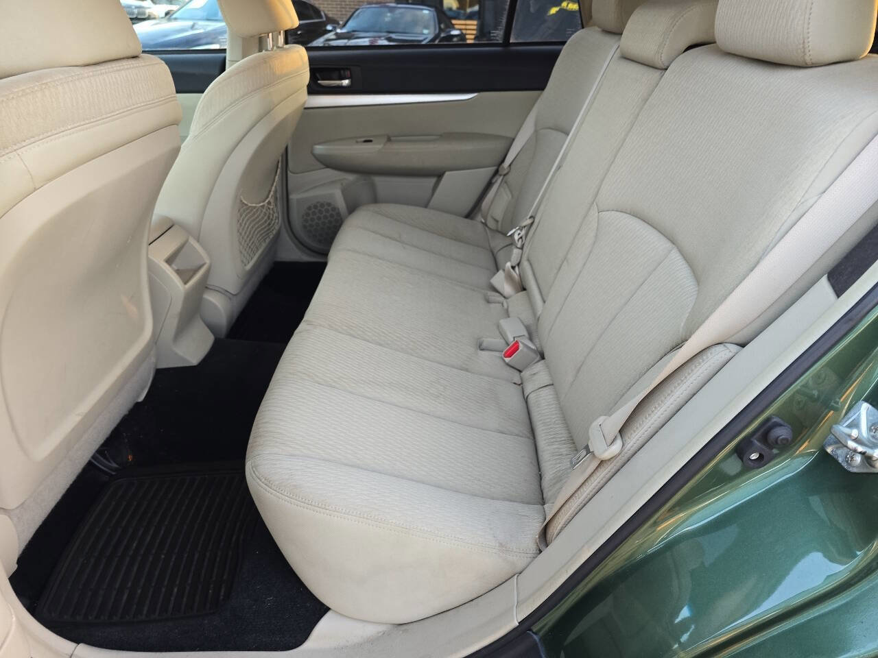 Used 2010 Subaru Outback 2.5i Premium image 20