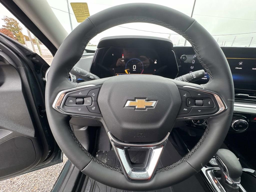 New 2026 Chevrolet Trax LT w/ Driver Confidence Package image 21