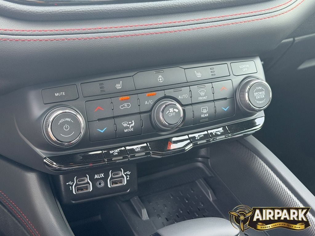 New 2027 Dodge Durango GT w/ Blacktop Package AWD/4WD image 22
