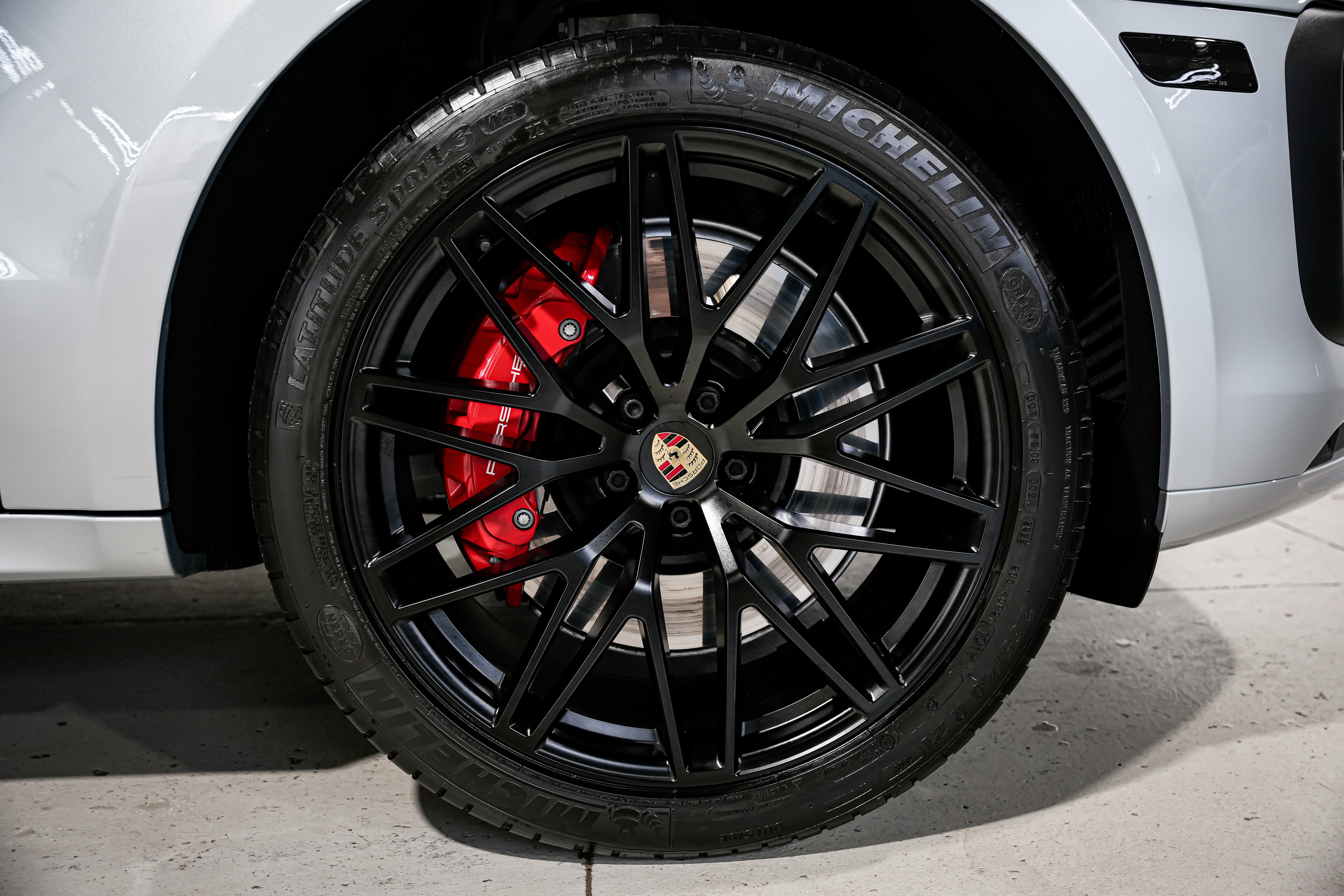 Used 2022 Porsche Macan GTS w/ Sport Chrono Package image 56