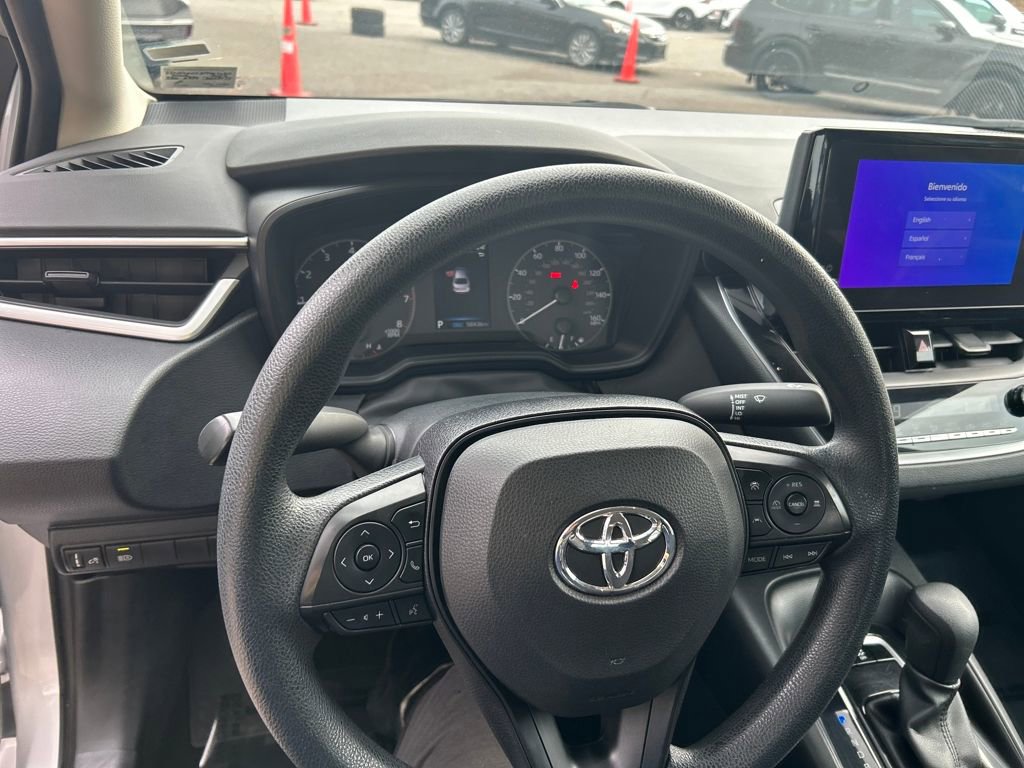 Used 2023 Toyota Corolla LE image 18