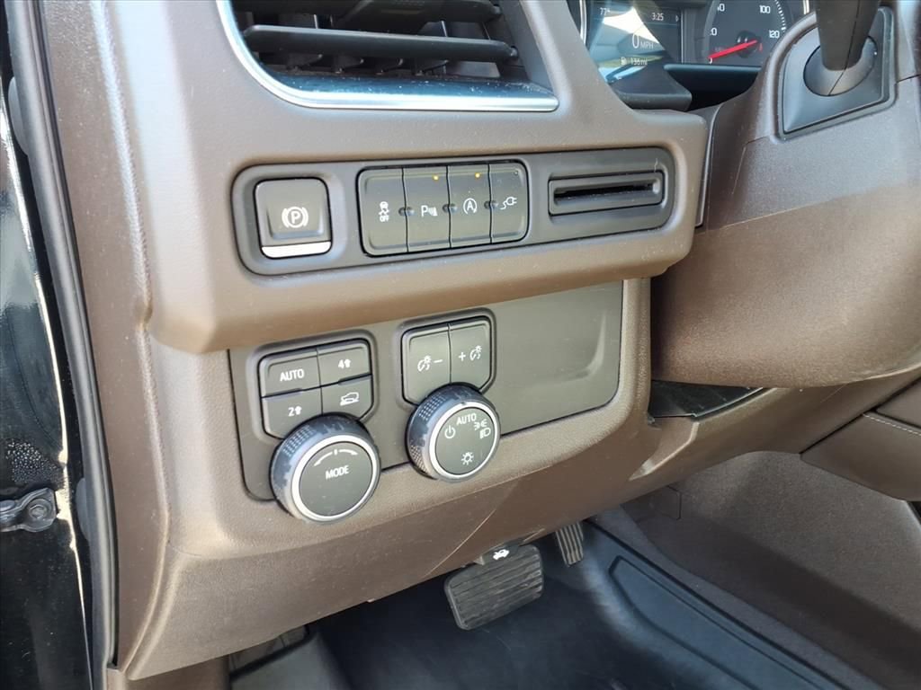 Used 2021 Chevrolet Tahoe LT image 16
