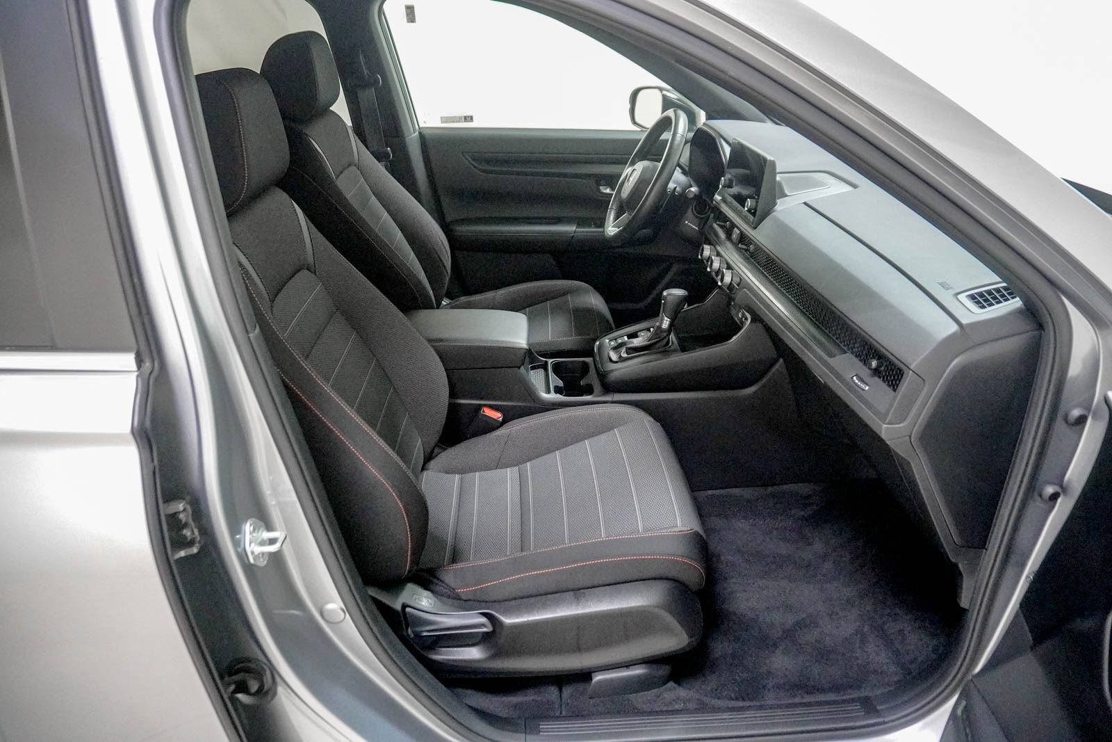 Certified 2024 Honda CR-V Sport image 30
