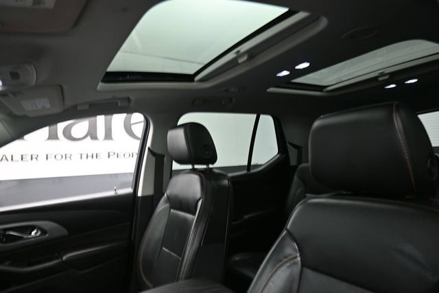 Used 2021 Chevrolet Traverse LT w/ LT Premium Package AWD/4WD image 17