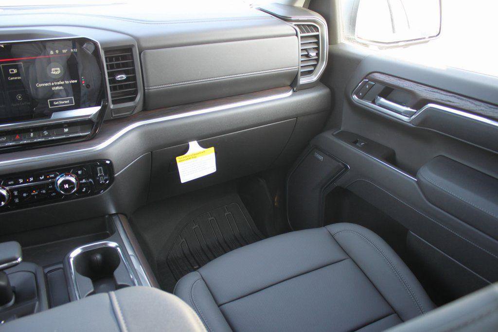 New 2026 GMC Sierra 1500 SLT w/ SLT Premium Plus Package image 7