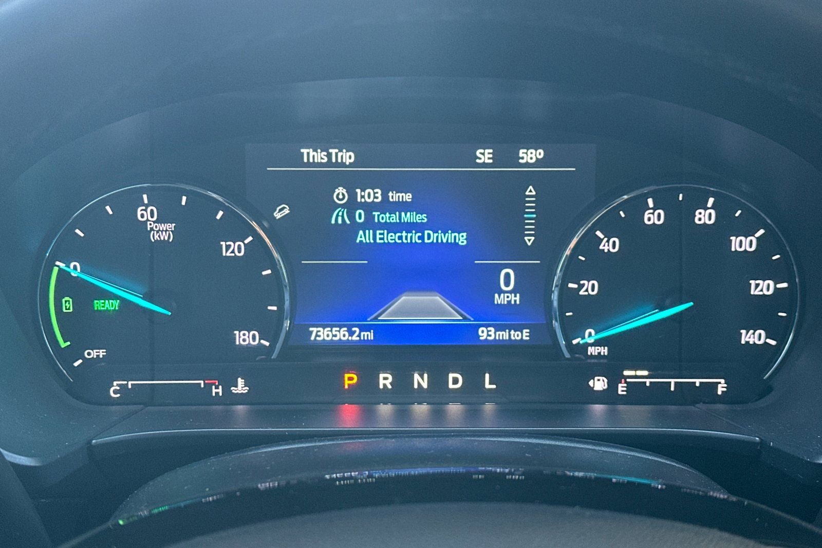 Used 2022 Ford Escape SE w/ SE Sport Appearance Package FWD image 21