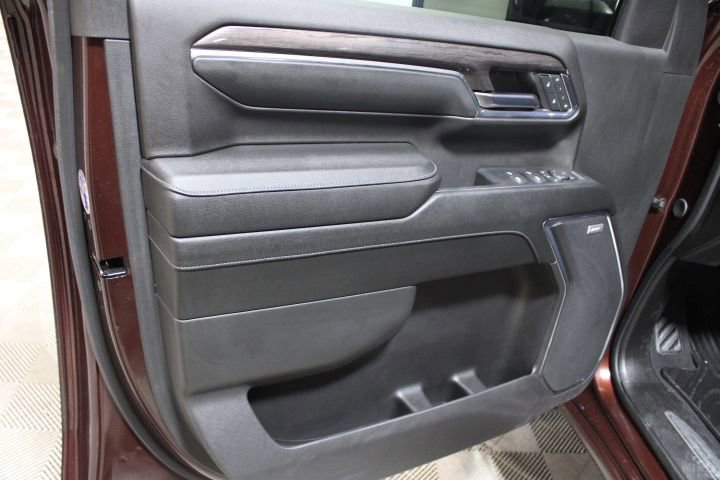 Used 2024 Chevrolet Silverado 2500 LTZ w/ LTZ Plus Package image 10