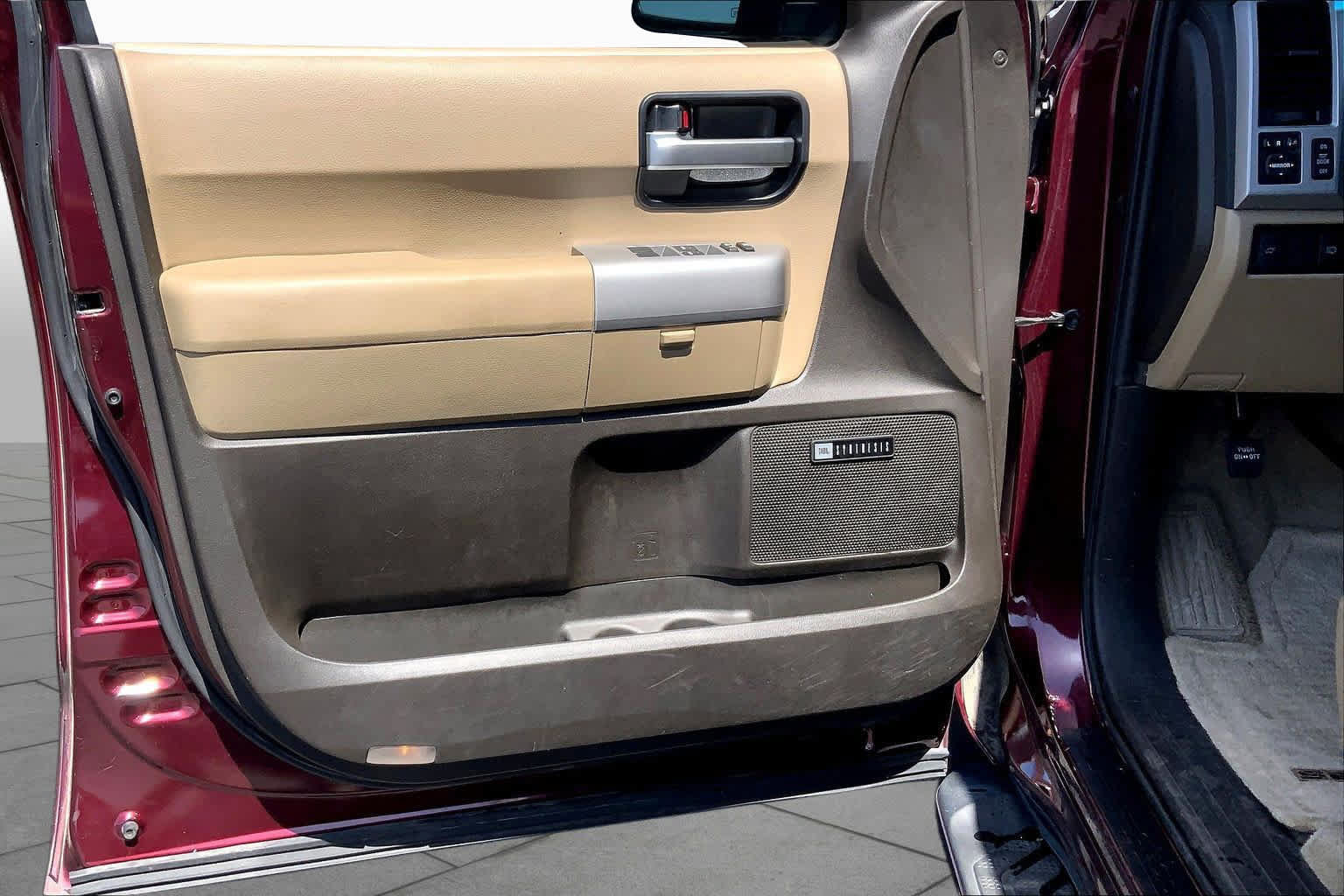Used 2008 Toyota Sequoia Limited RWD image 21