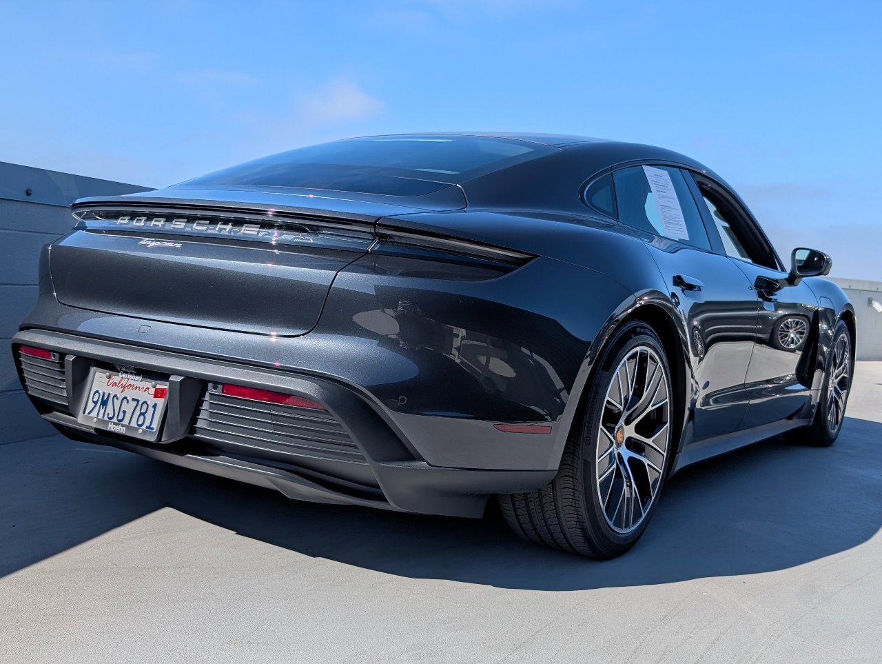 Used 2024 Porsche Taycan image 23