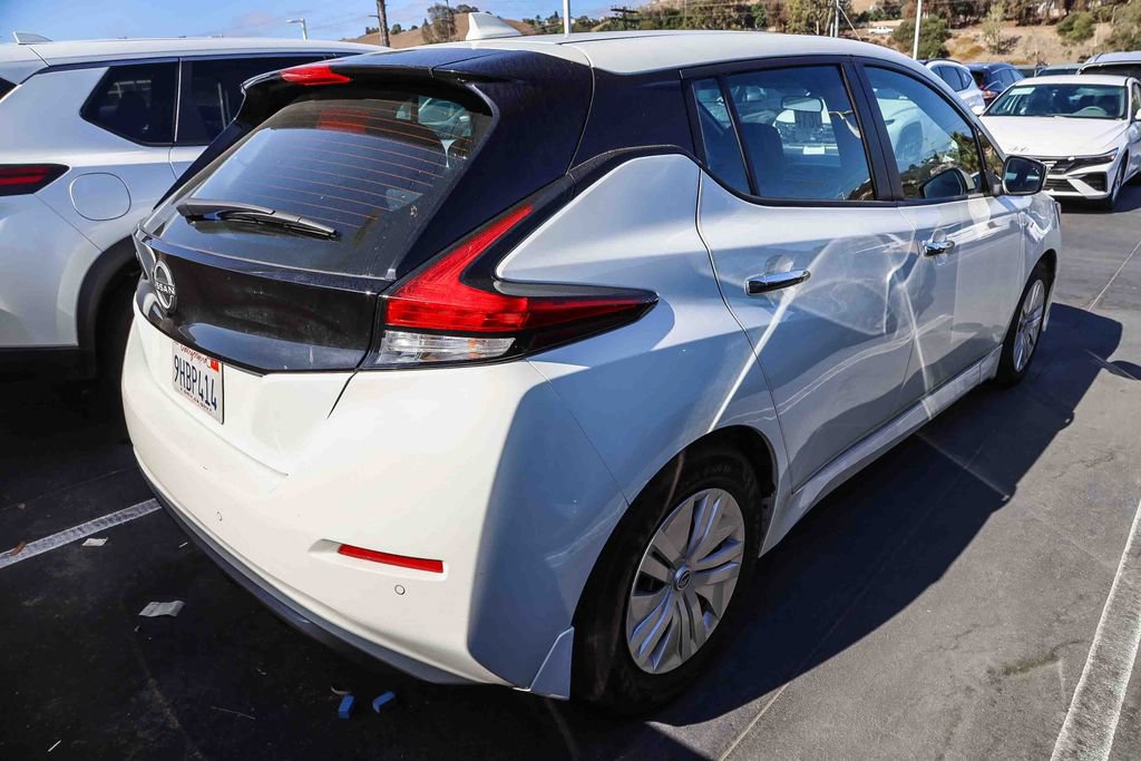 Used 2023 Nissan Leaf S FWD image 9