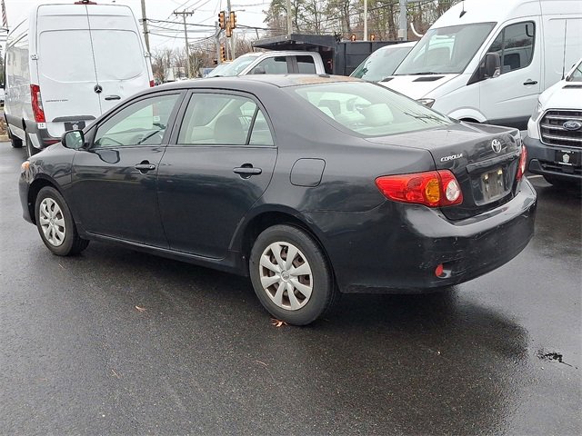 Used 2010 Toyota Corolla image 6