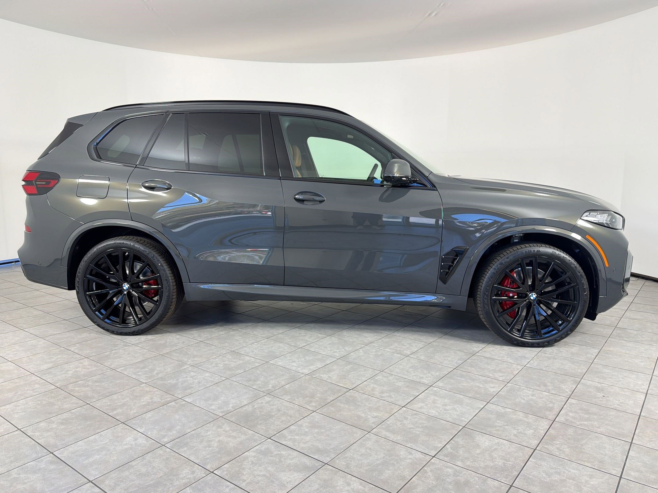 New 2026 BMW X5 xDrive40i AWD/4WD image 8