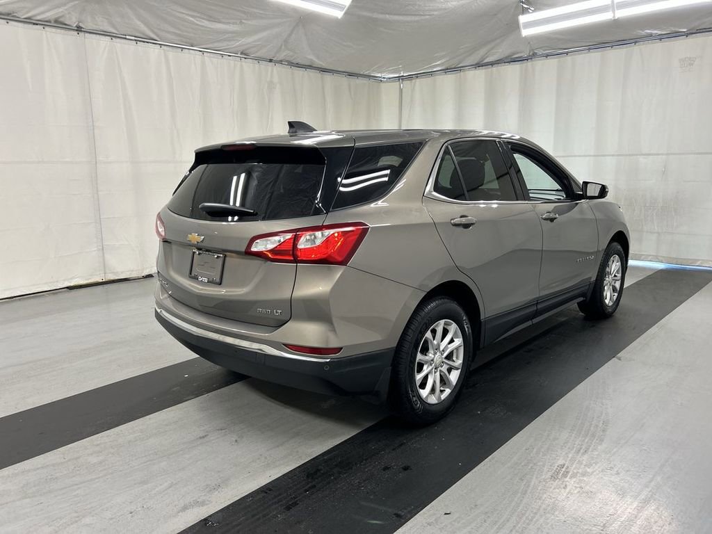 Used 2019 Chevrolet Equinox LT AWD/4WD image 2