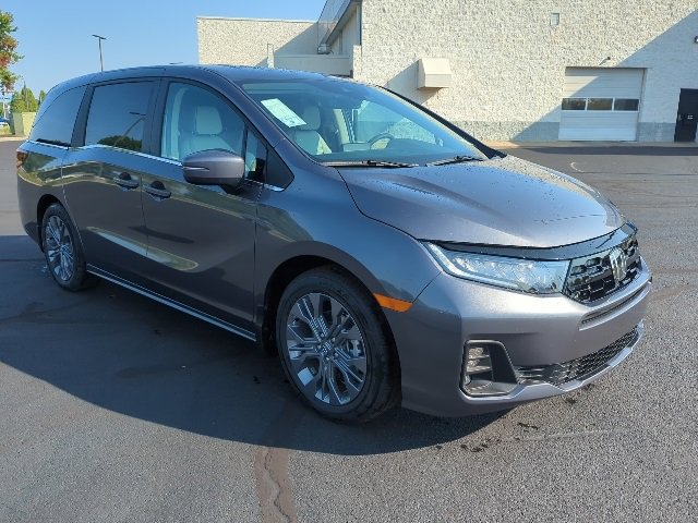 New 2026 Honda Odyssey Touring image 5