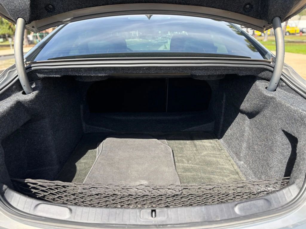 Used 2017 Chevrolet Impala LT w/ Convenience Package image 17