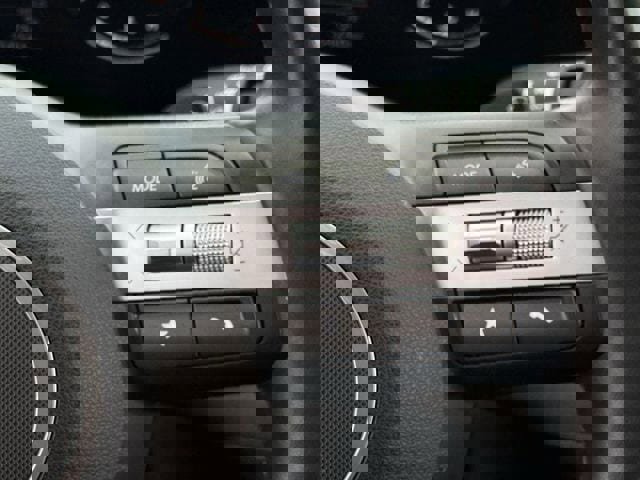 Used 2024 Hyundai Kona SEL image 13