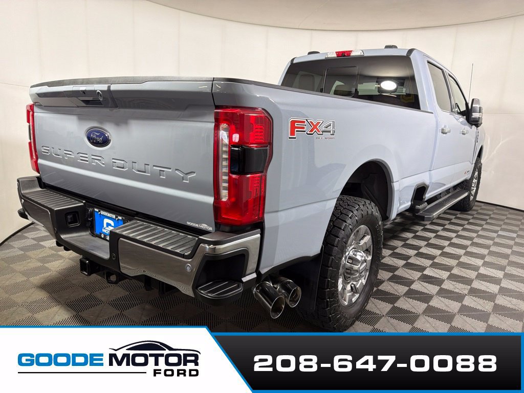 Used 2025 Ford F350 Lariat w/ Chrome Package AWD/4WD image 8