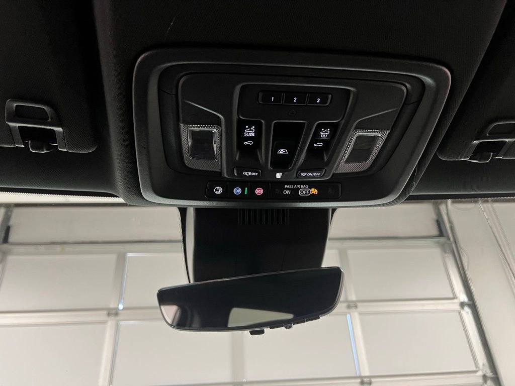 Used 2023 GMC Sierra 1500 AT4 w/ Technology Package image 43