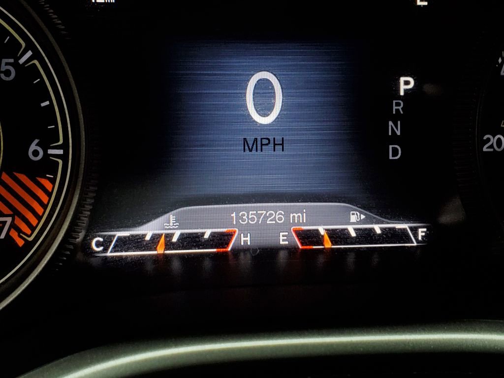 Used 2015 Jeep Cherokee Trailhawk w/ Comfort/Convenience Group image 38