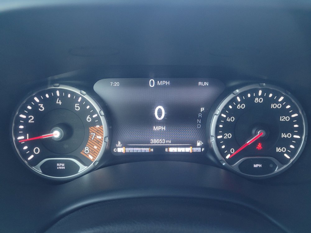 Used 2023 Jeep Renegade Latitude AWD/4WD image 23