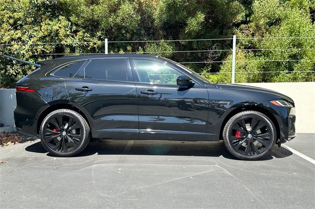 New 2026 Jaguar F-PACE R-Dynamic S image 6