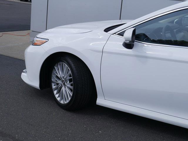 Certified 2018 Toyota Camry XLE FWD image 12